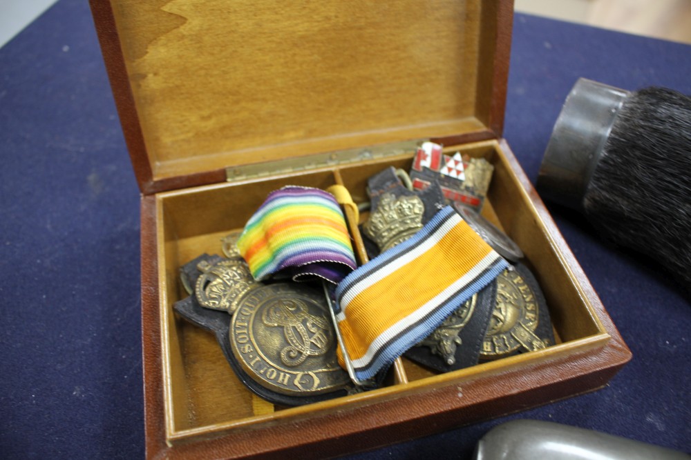 A WWI group of two medals to 35247 Private C E Jolleys Royal Lancs Regiments, a group of assorted badges, three paste set buckles and s